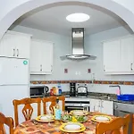 Casa de Férias Gorgeous In Palmas Playa Blan With Private Swimming Pool, Be Inside Or Outside *